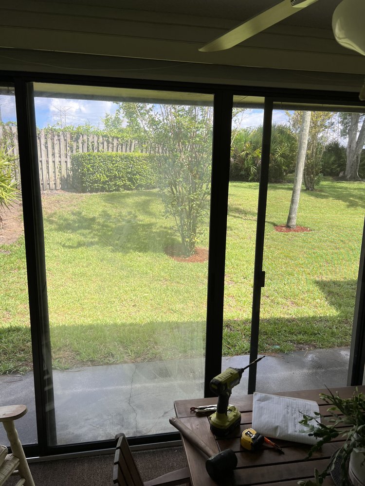 Big Brothers Glass & Door Repair