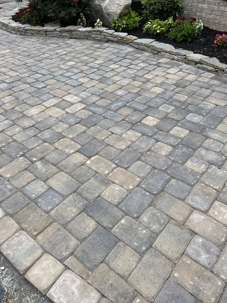 Ramirez Lawn & Landscaping