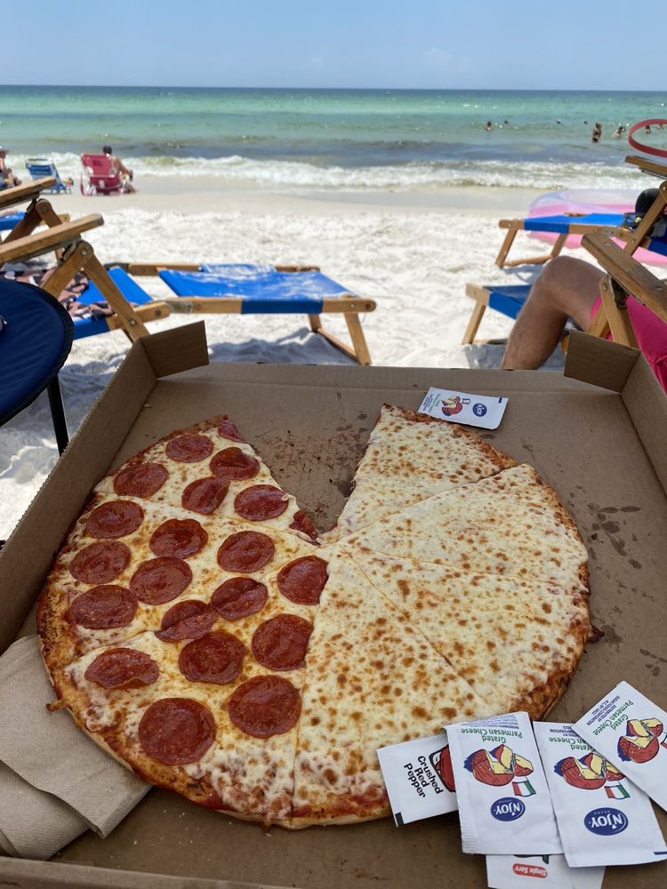 Bucettis Beach Pizza