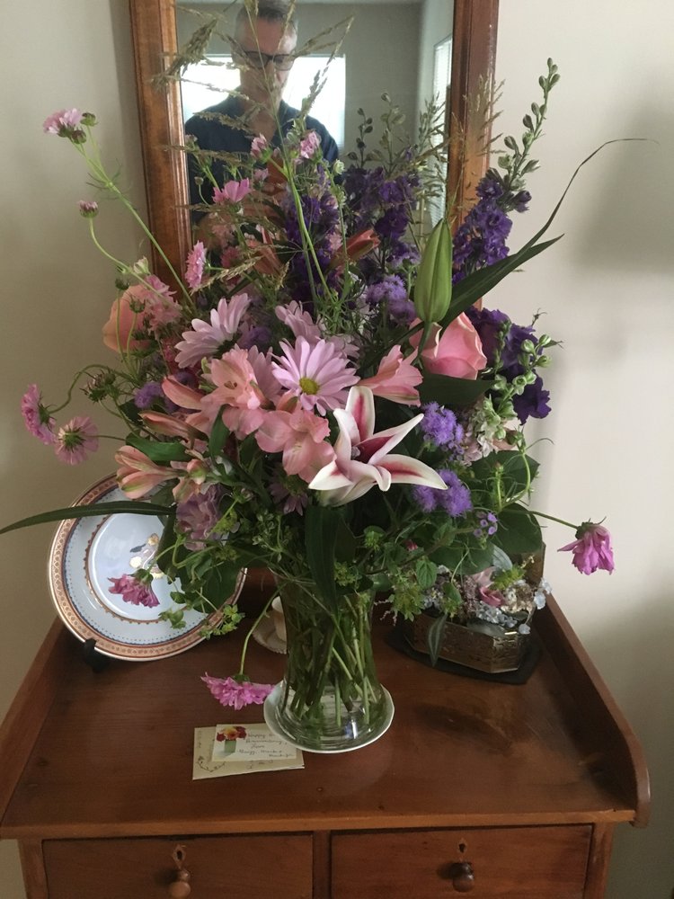 Williamsburg Floral 19 Photos Florists 701 Merrimac Trl