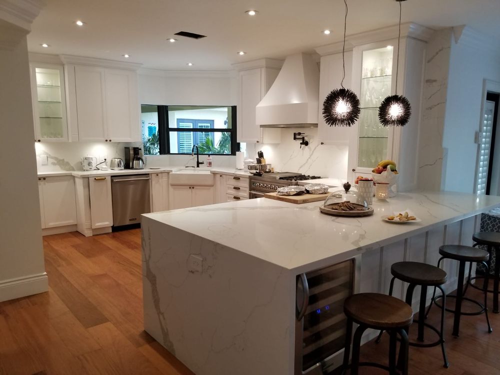 Miami Kitchens More Custom Kitchen Remodel Kitchen Remodeling