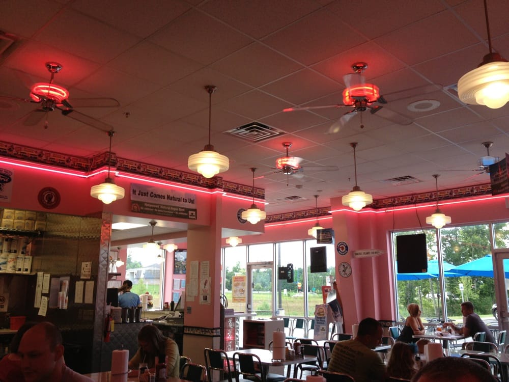 Cheeburger Cheeburger CLOSED 27 Reviews Burgers 847 Boll Weevil