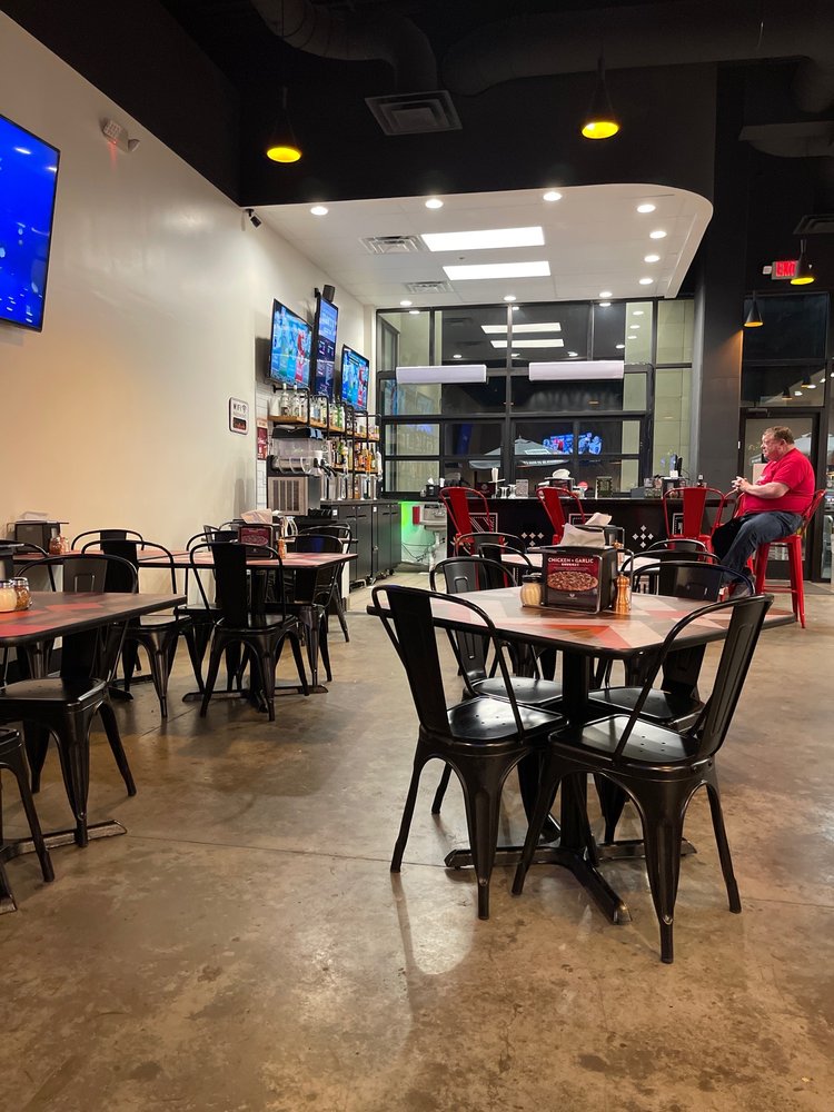 Round Table Pizza