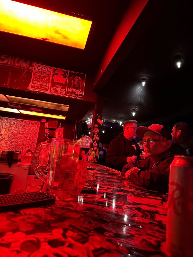 The Plaid Pig Live Music Lounge