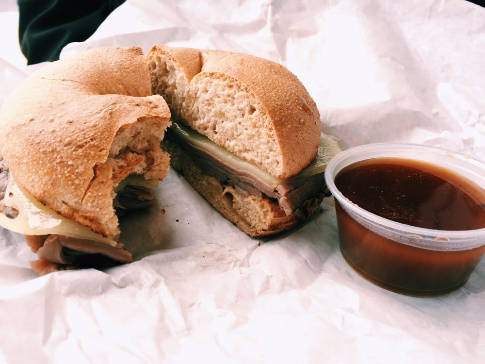 Benny's Bagels