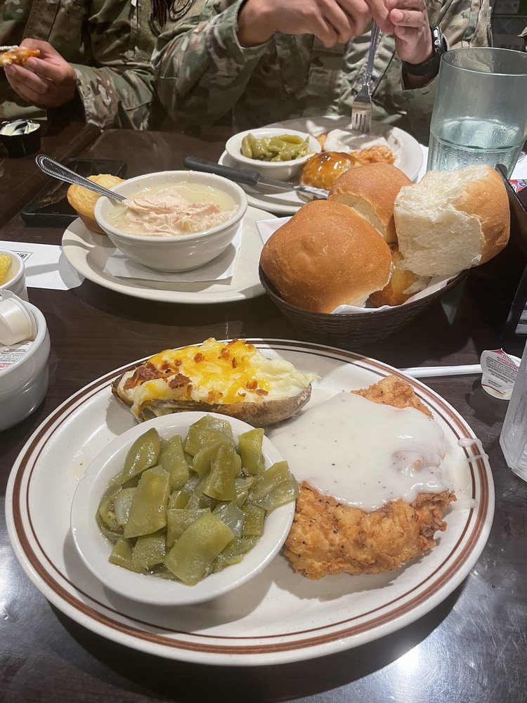 Theo's Grill & Bar