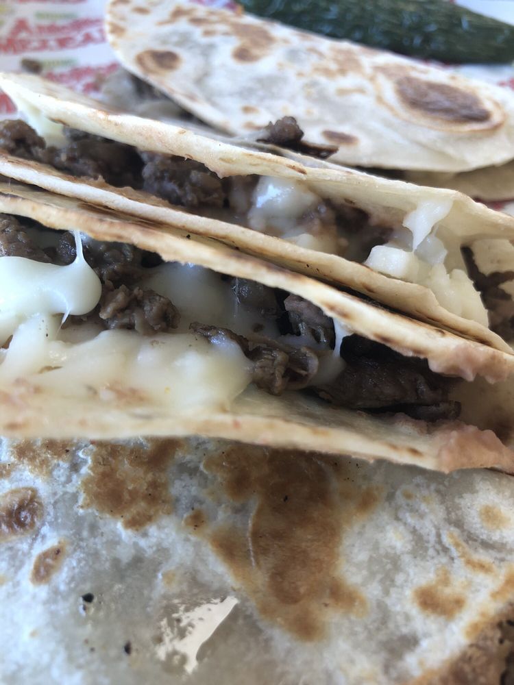 100% Antojitos Mexicanos