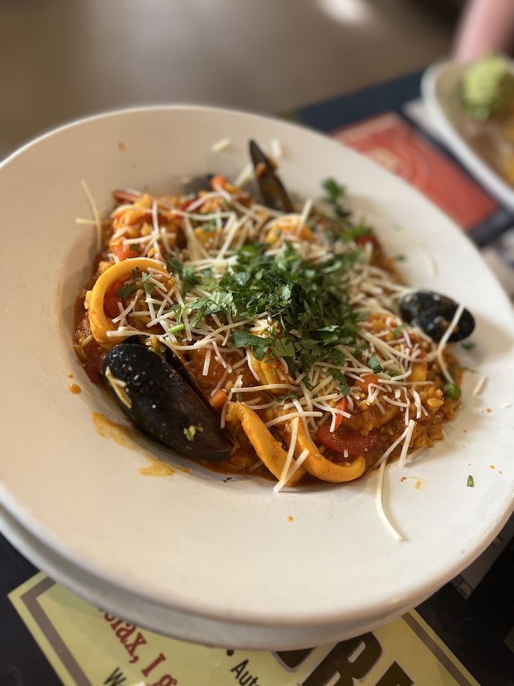 Mamaveca Mexican And Peruvian Restaurant