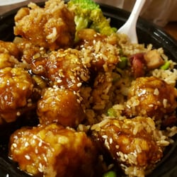 Mandarin Chinese Restaurant Order Food Online 67 Reviews Photo Of Mandarin Chinese Restaurant Somerville Ma United States Sesame En Over