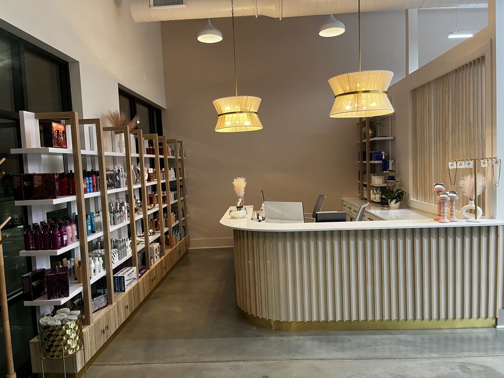 Pure Capelli Salon & Med Spa