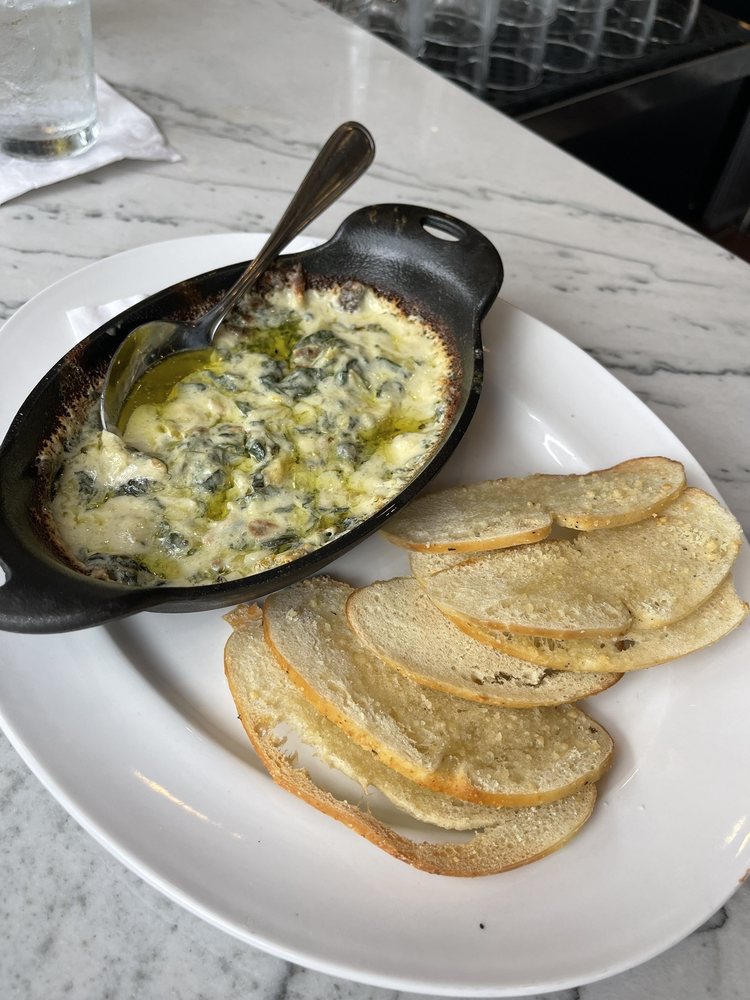 Leo's Italian Social