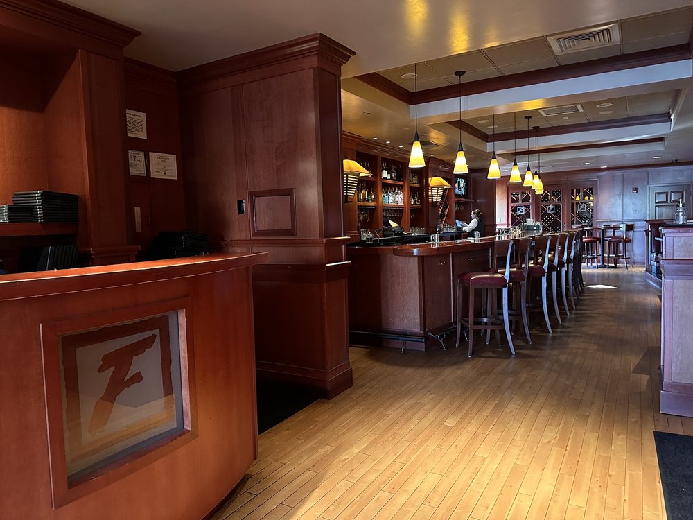 Fleming’s Prime Steakhouse & Wine Bar