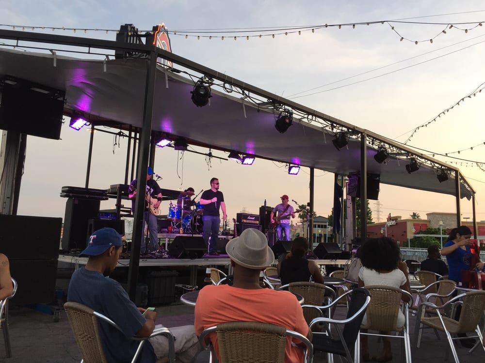 The Pub Fountains 78 Photos & 137 Reviews Pubs 12720 SW Fwy, Stafford, TX Restaurant