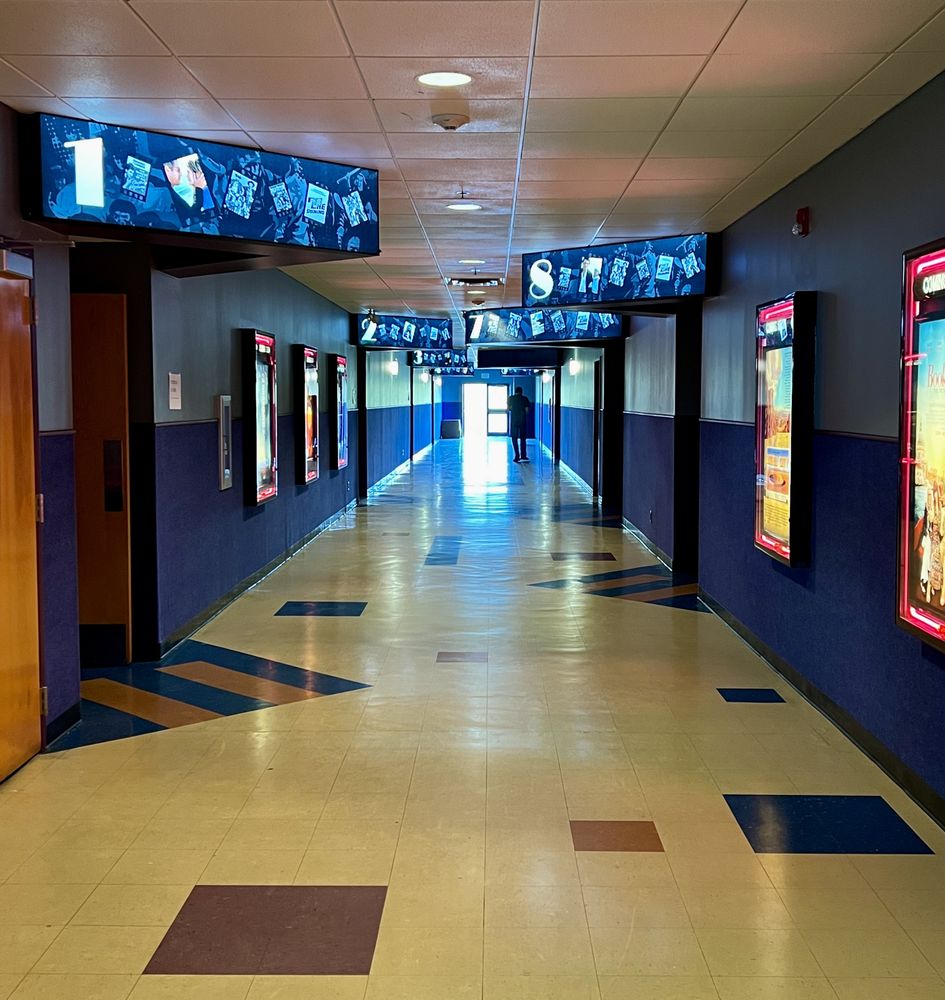 R/C Kill Devil Hills Movies 10