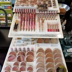 Lavish Aromatherapy Store 23 Photos 45 Reviews Cosmetics