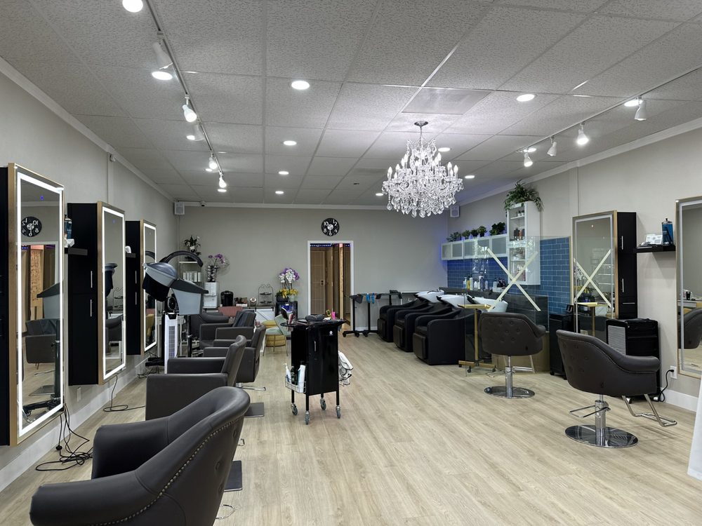 Yuna Hair Salon