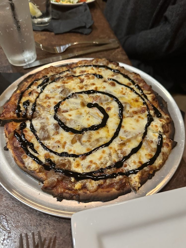Twisted Fork Grill & Lounge