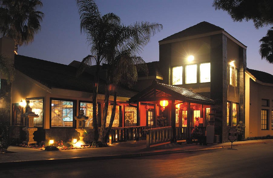 Kobe Steakhouse & Lounge