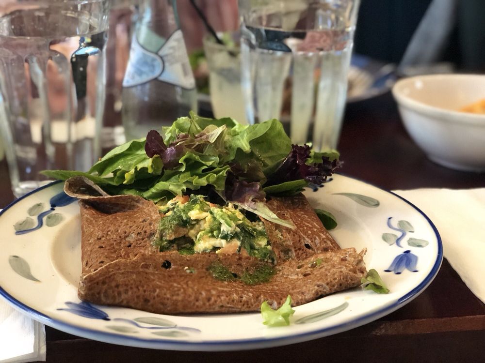 Fontaine Caffe & Creperie