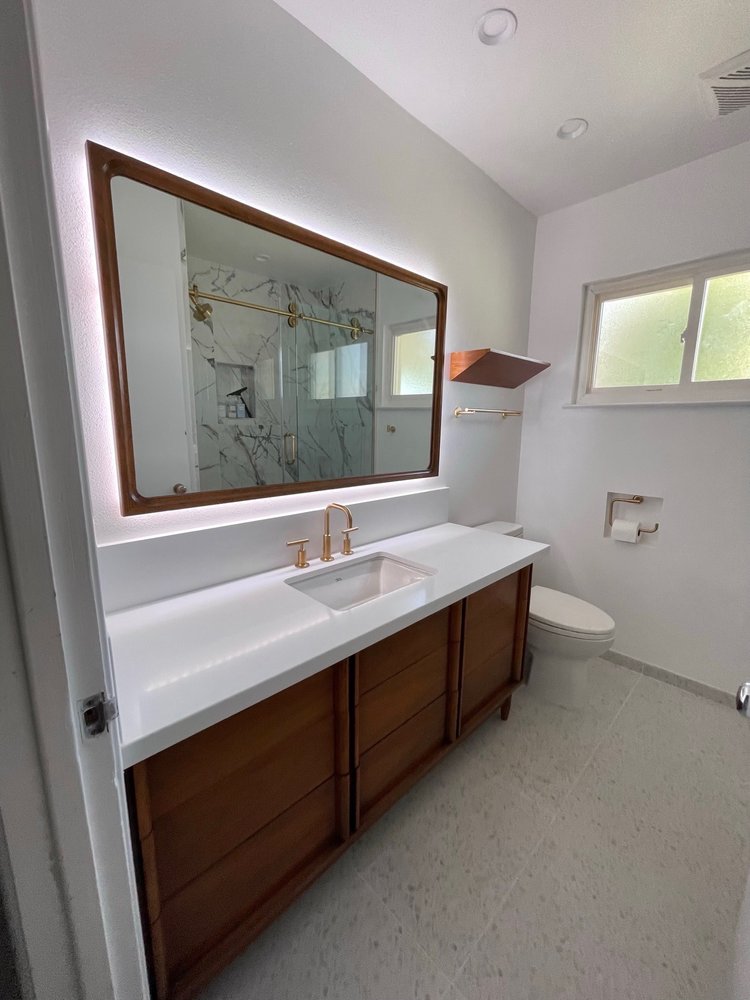 image of business Island Tile