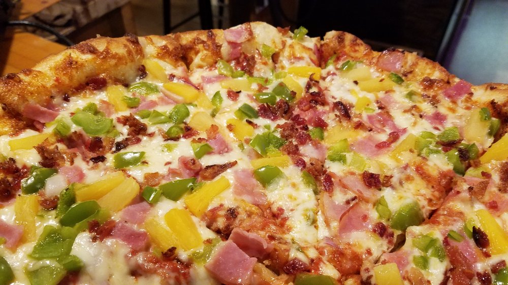 Three Cedars Clubhouse Pizza 5388 Main St, Millersburg, MI