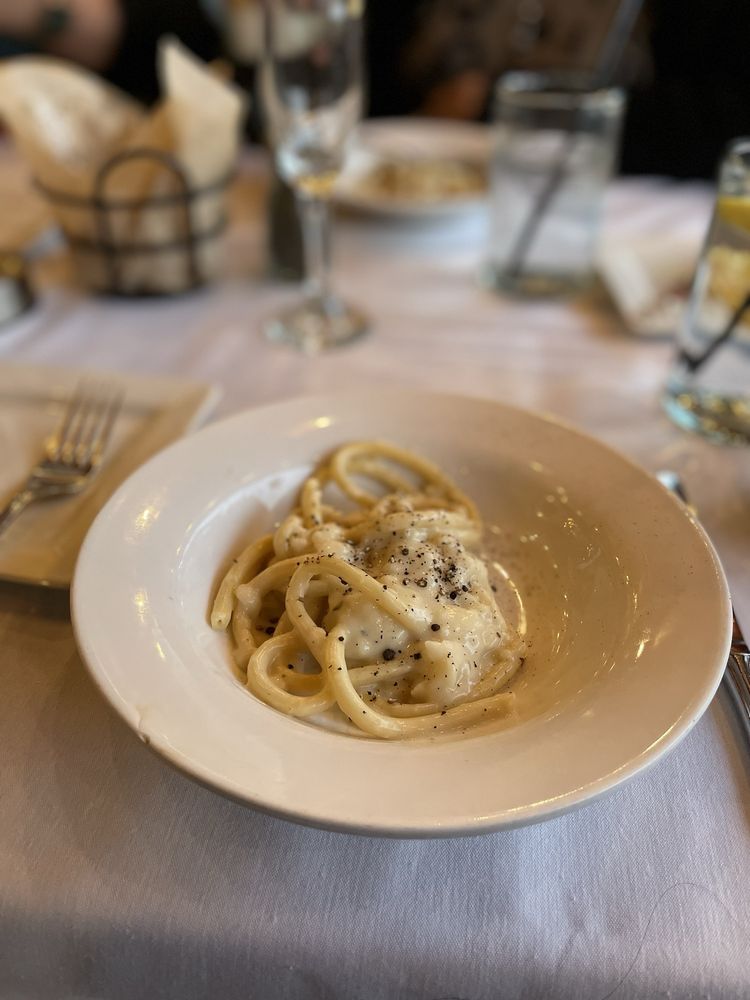 Carmine's La Trattoria