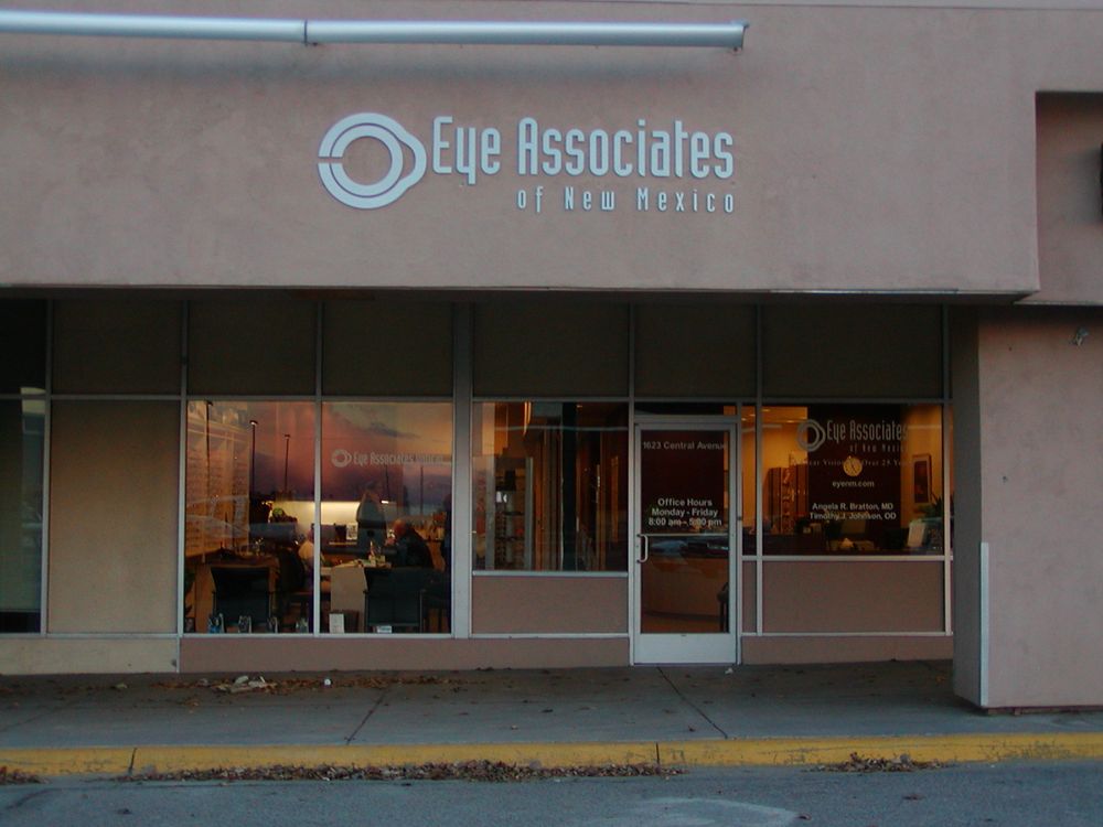 Eye Associates of New Mexico Optometrists 1623 Central Ave, Los