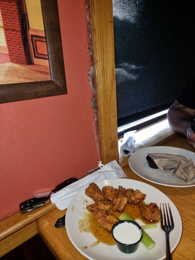 Applebee's Grill + Bar