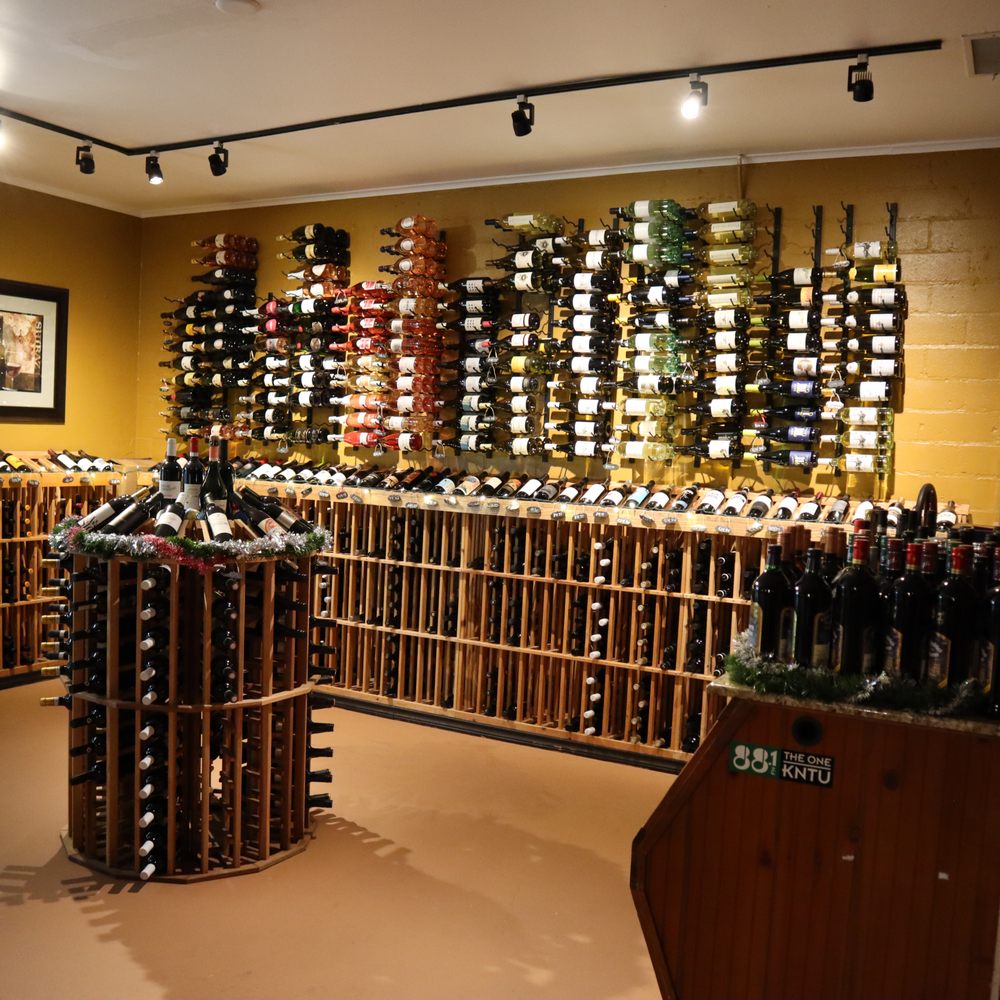 Steve's Wine Bar