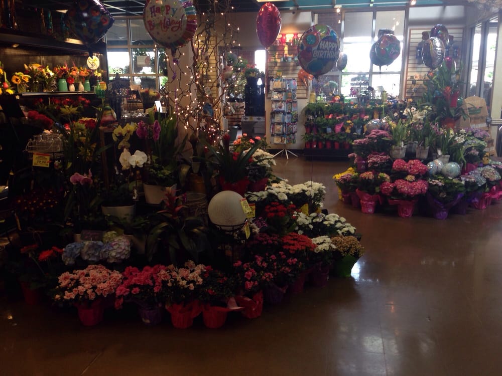 Haggen Food & Pharmacy 22 Photos & 20 Reviews Grocery 1815 Main