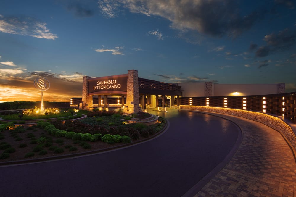 golden arch casino review