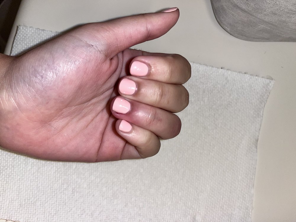 Beal Nail Spa Lounge