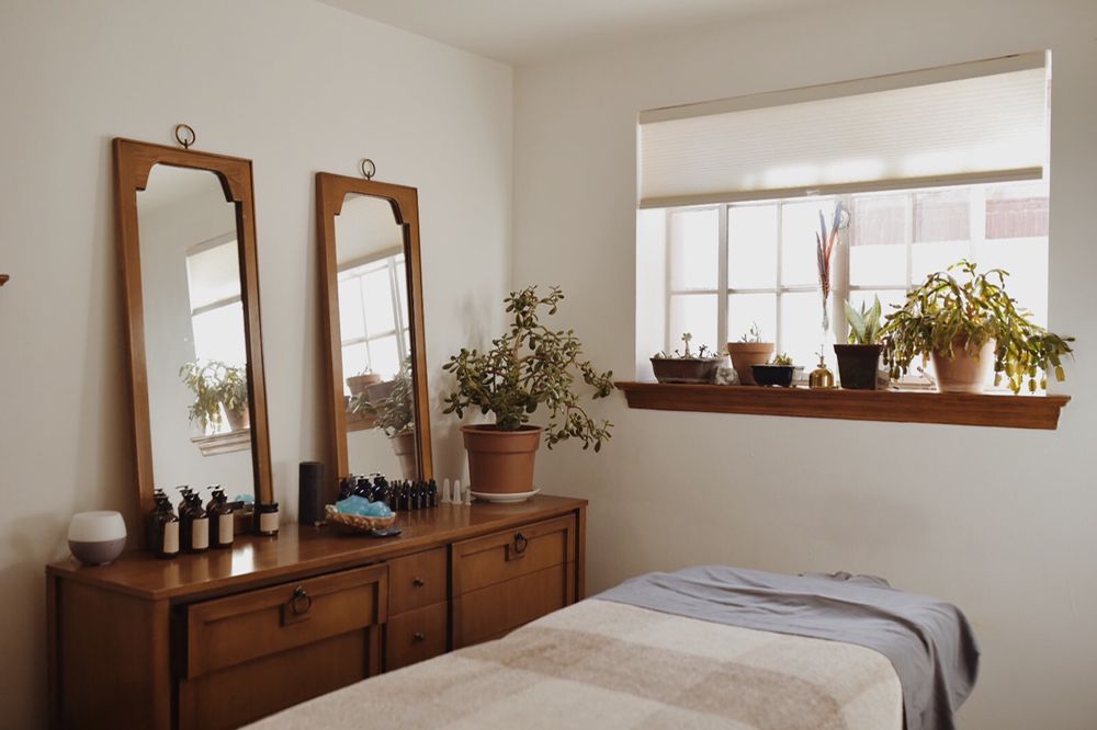 image of business Thriving Roots