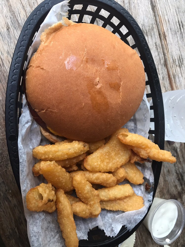 Tilton Hilton 16 Photos & 32 Reviews Bars 10861 Twp Rd 293