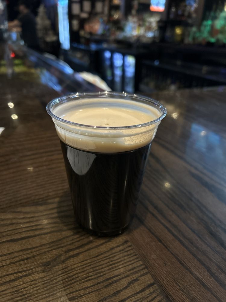 Annie's Irish Pub