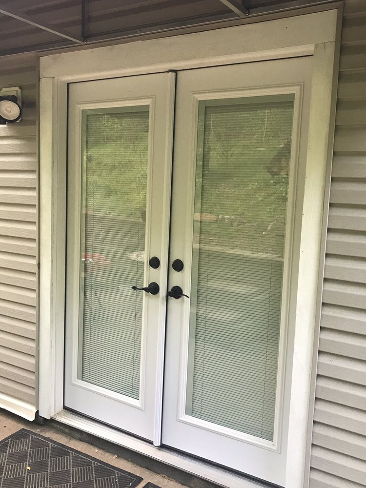 image of business Sperry