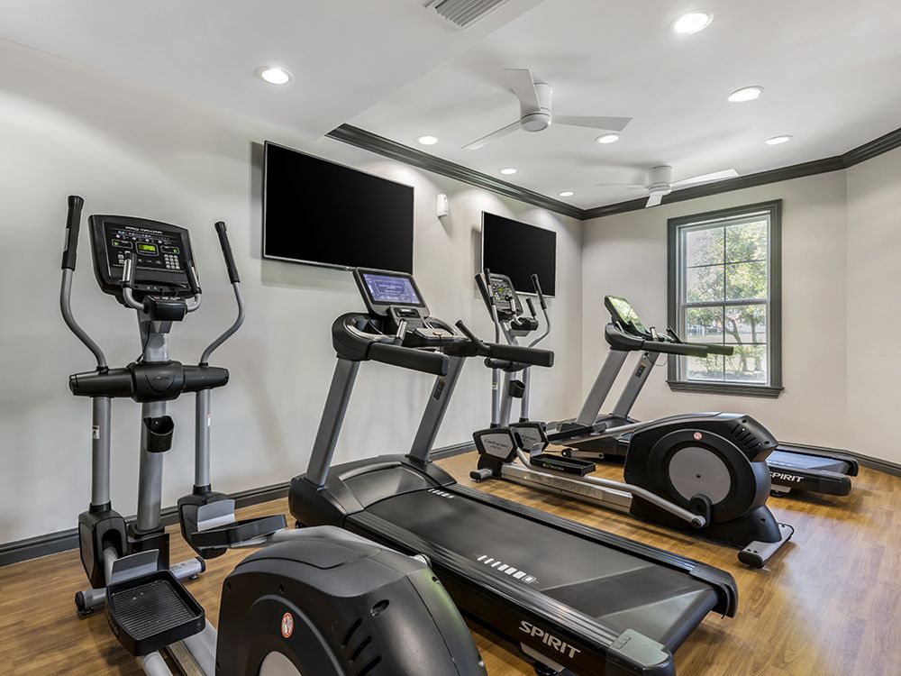 Bell Lake Forest Apartments