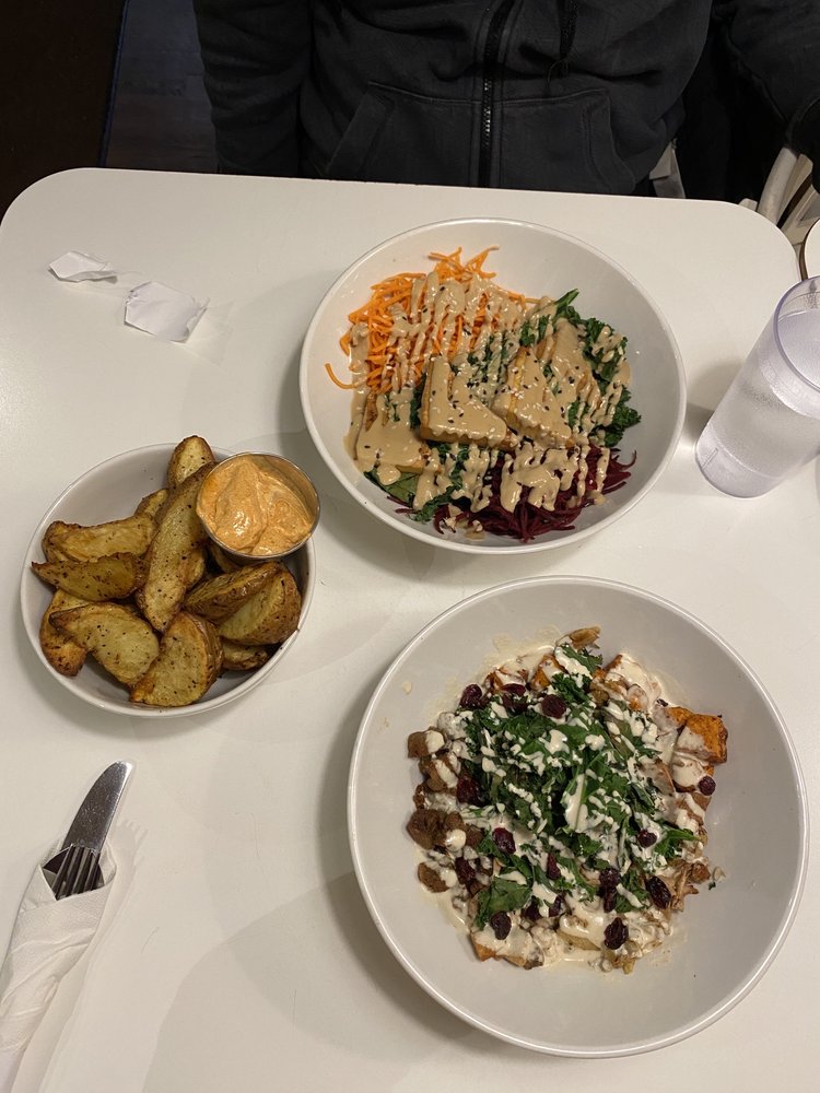 Lettuce Love Cafe