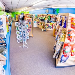 chow down pet supplies 19 photos pet stores 225 e aspen ave pet supermarket corporate office