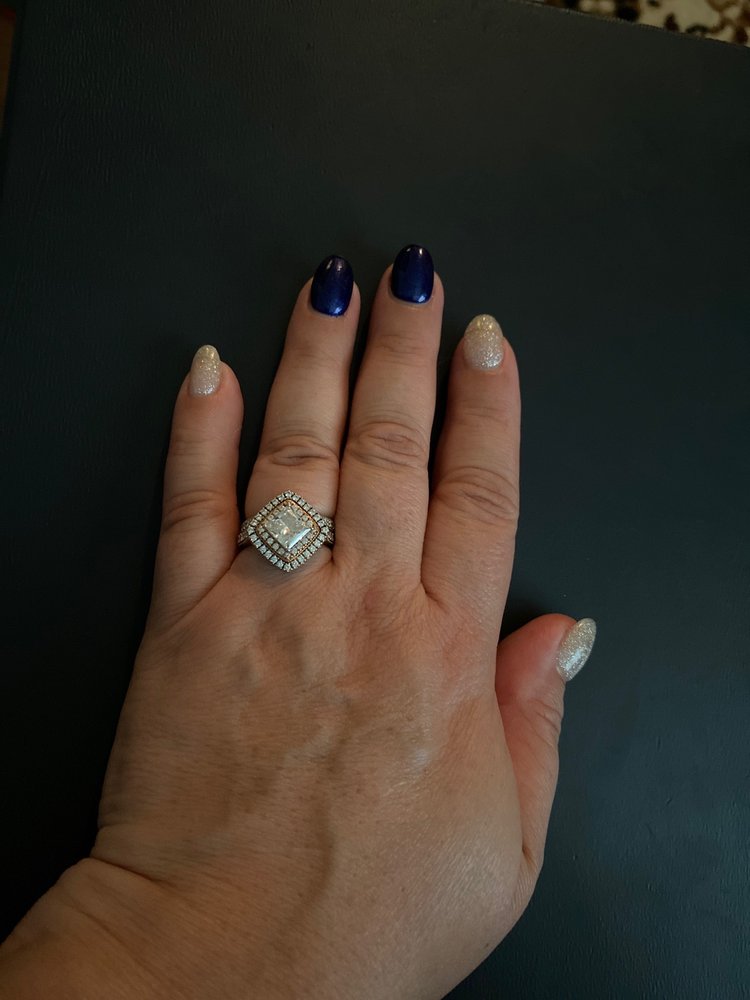 Accurate Nails & Spa