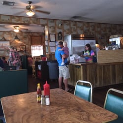 Charles Seafood Restaurant 20 Reviews 701 7th St W Photo Of Charles Seafood Restaurant Tifton Ga United States