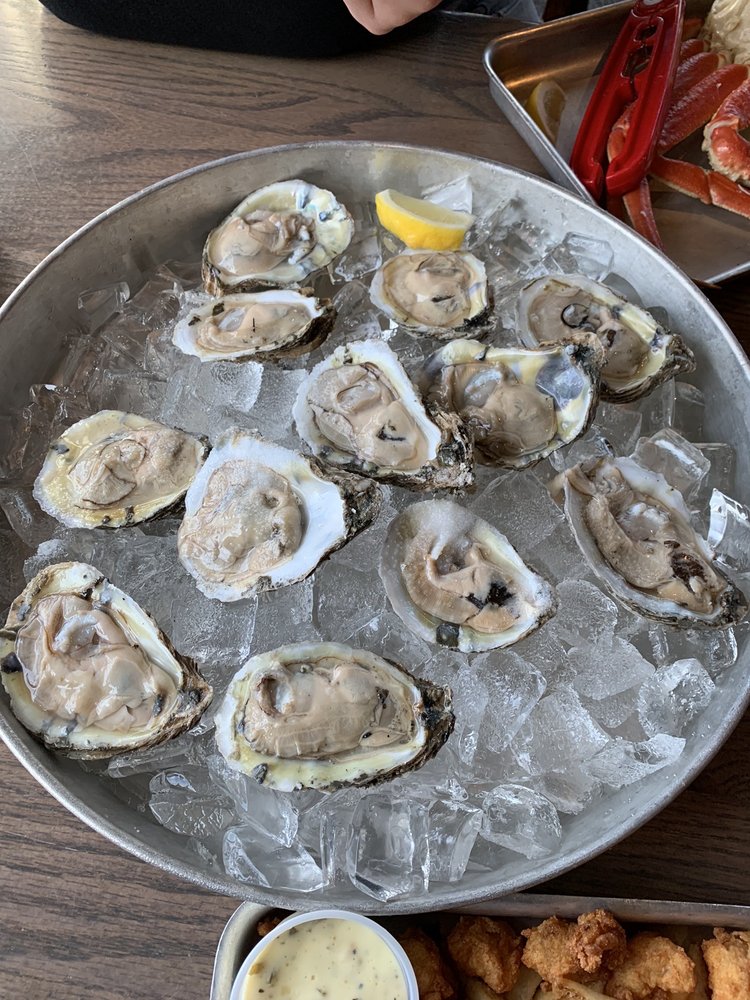 Shuckin' Shack Oyster Bar