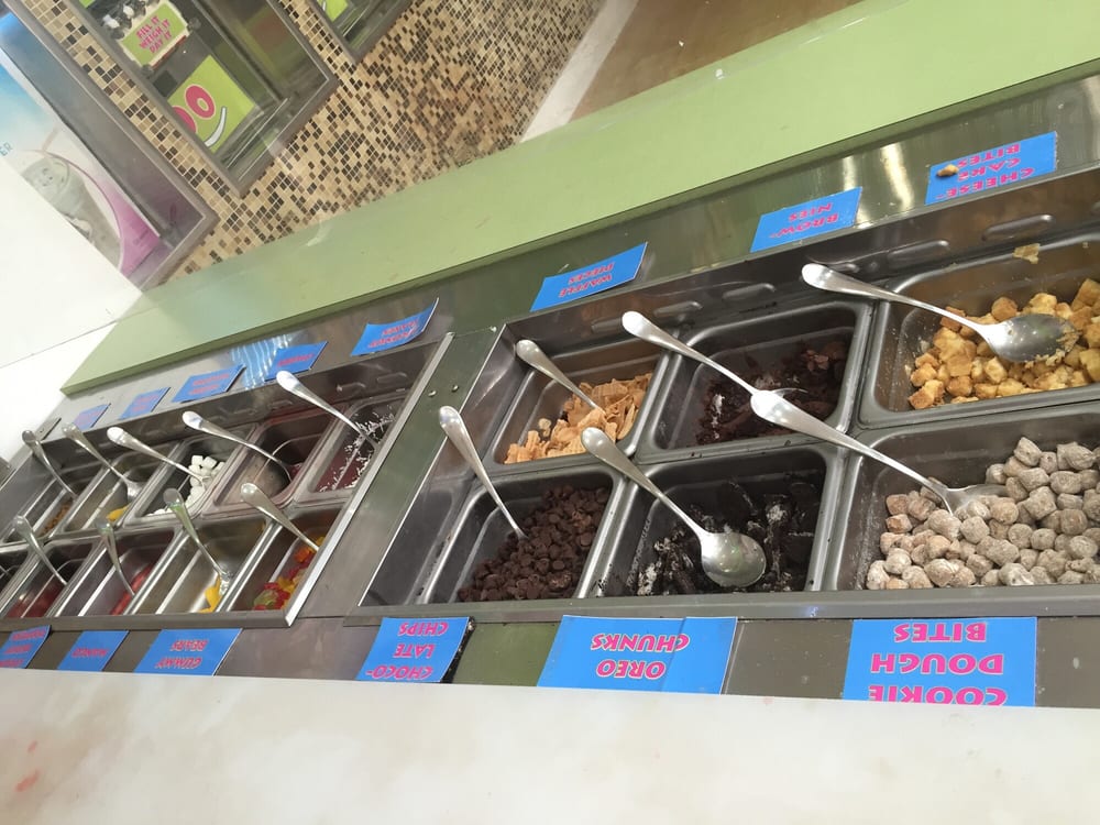 Googly Frozen Yogurt 17 Photos Ice Cream & Frozen Yogurt 3131