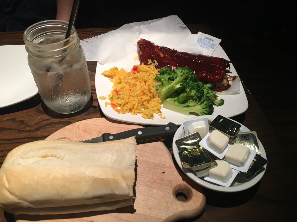 The Village Squire McHenry 11 Photos & 63 Reviews Pubs 4512 W Elm