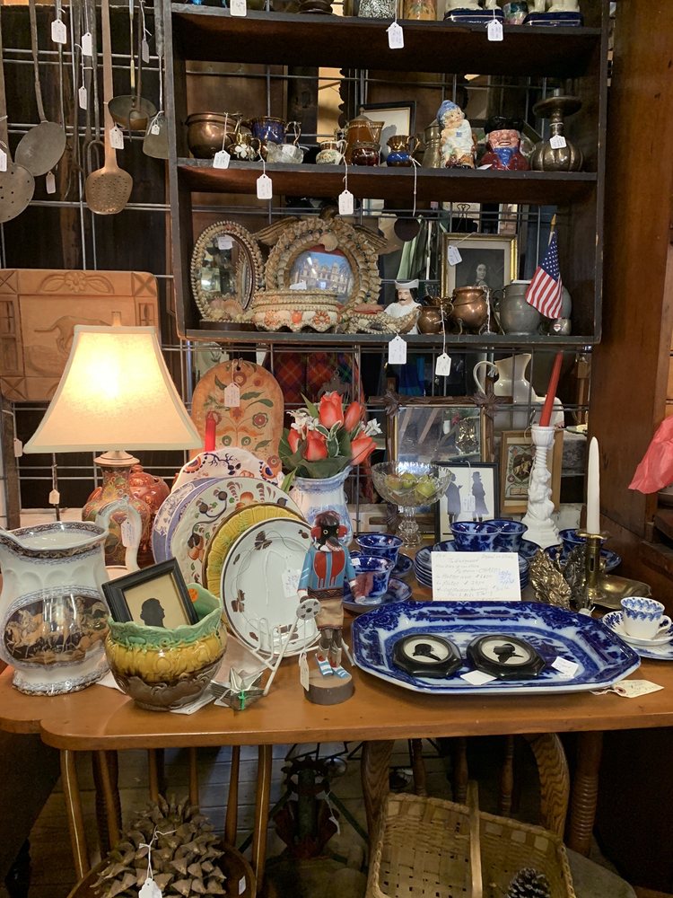 Columbia Rivertown Antique Center