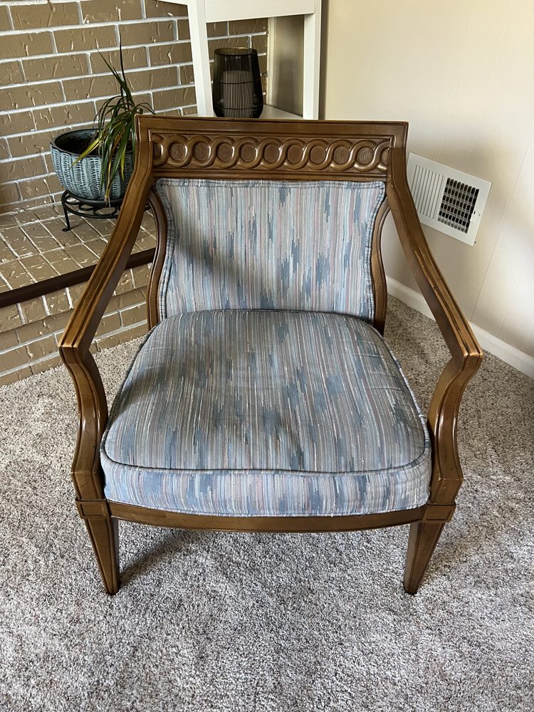 image of business Denver Chair Lady