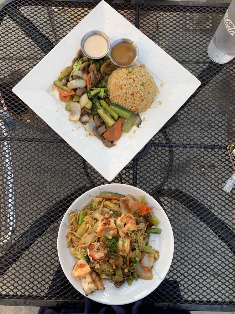 Nikki's Hibachi Steak House and Sushi Bar