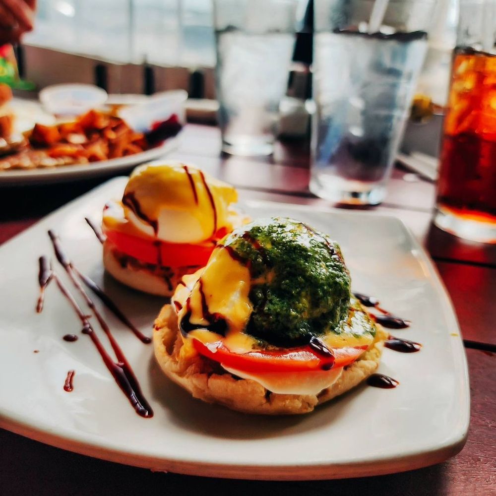Neros Waterfront Cafe