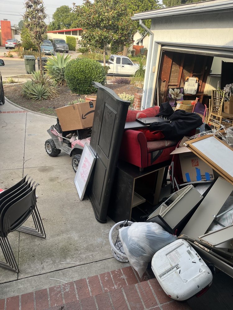 Freddy's Junk Removal and Demolition