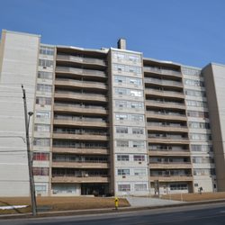 Humber River Apartments 17 Photos 1130 Wilson Photo Of Humber River Apartments Toronto On Canada Located Just Kitty